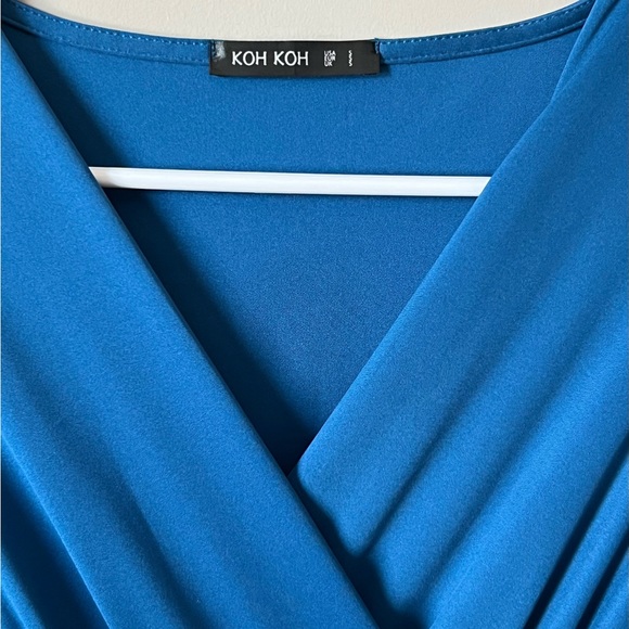 Floor length gorgeous blue Koh Koh gown - Picture 5 of 6